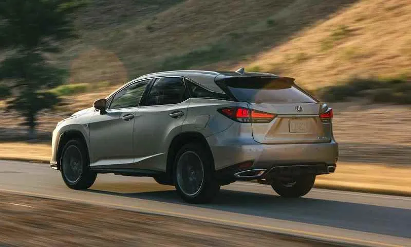 عیب‌ یابی خودرو lexus